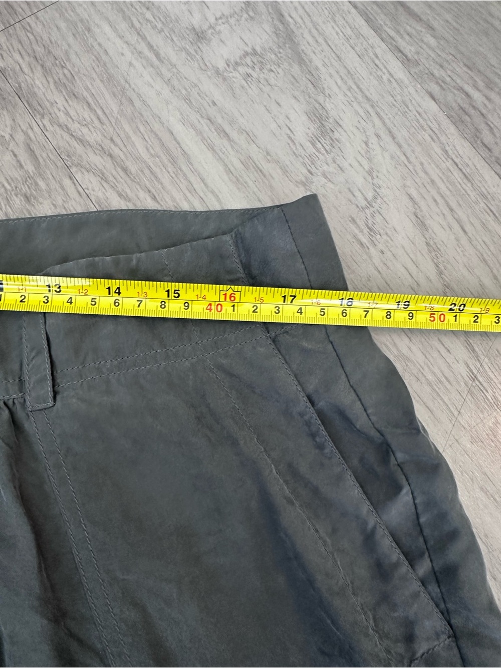 Vintage Victoria's Secret London Jean Grey Silk Barrel Cargo Pants 14 - Picture 4 of 5